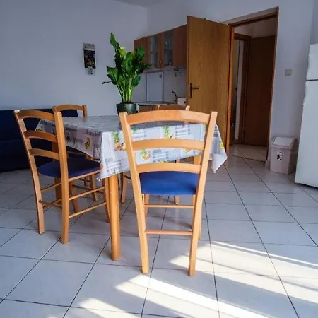 Jasko 2895 Πανσιόν 3*