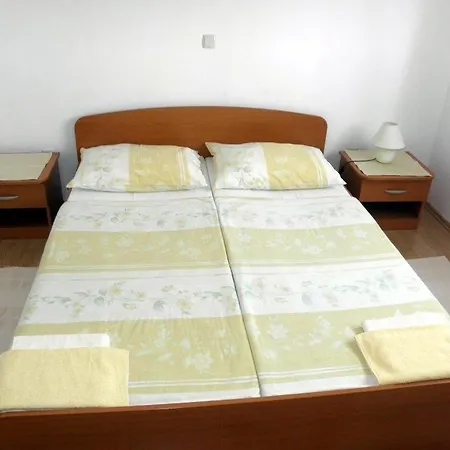 Jasko 2895 Πανσιόν