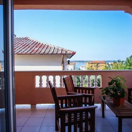 Jasko 2895 Pensión 3*