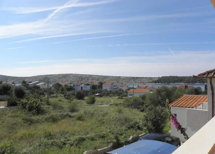 Jasko 2895 ゲストハウス Barbat na Rabu