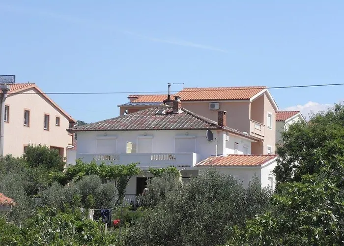 ゲストハウス Jasko 2895 3*